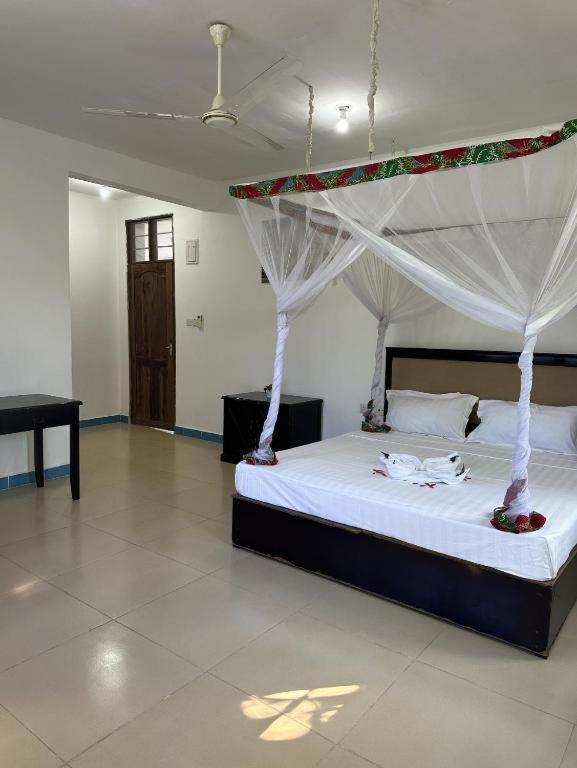 Coconut Tree Village Beach Resort Ероа Экстерьер фото