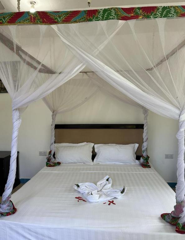 Coconut Tree Village Beach Resort Ероа Экстерьер фото